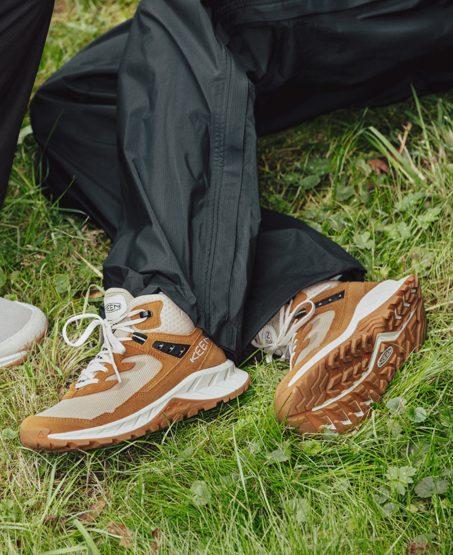 Women's Hightrail Waterproof Hiking Boot | Birch/Daffodil - Image 9