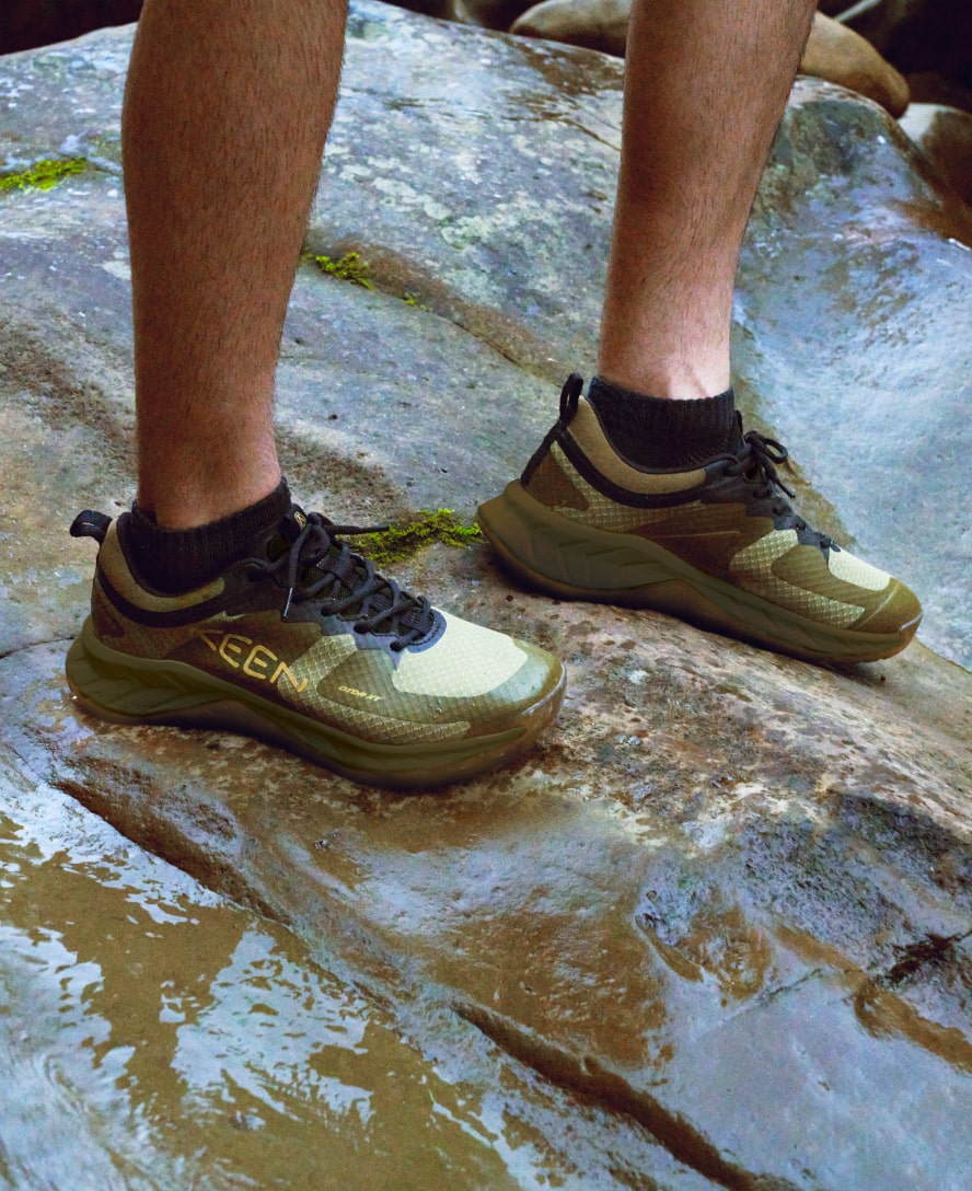 Men's Versacore Waterproof Shoe | Brindle/Gold Flame - Image 9