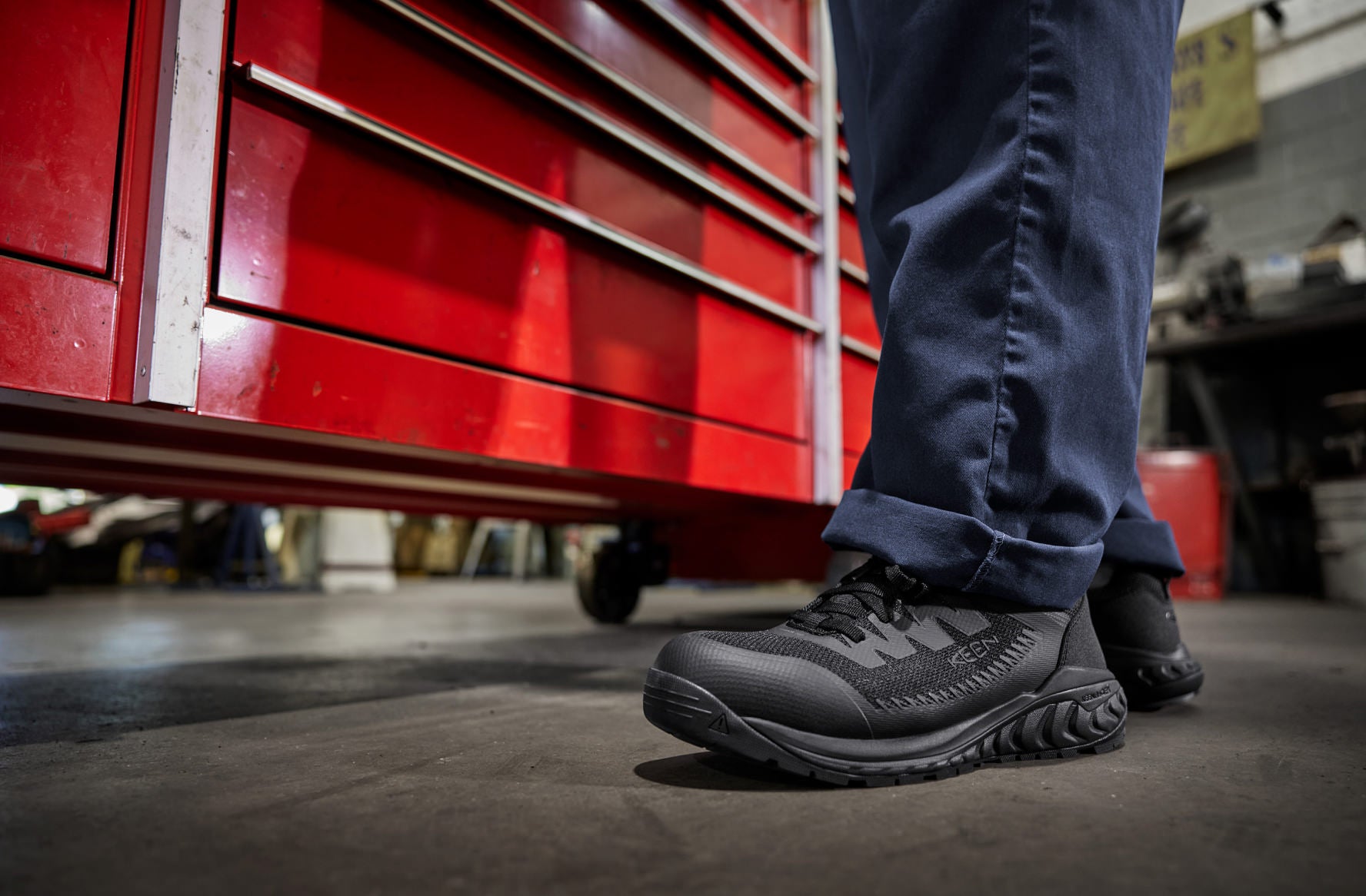 Men's Arvada ESD Work Sneaker (Carbon Toe) | Black/Black - Image 7